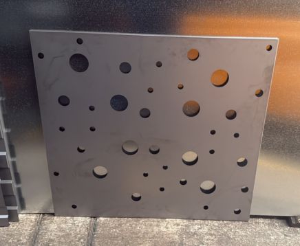 fabrica de piezas de metal